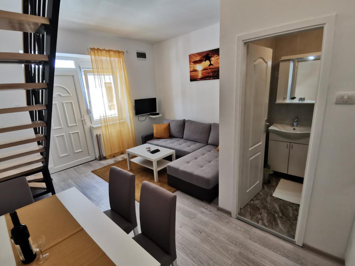 Ris Central Apartments Νόβι Σαντ Εξωτερικό φωτογραφία